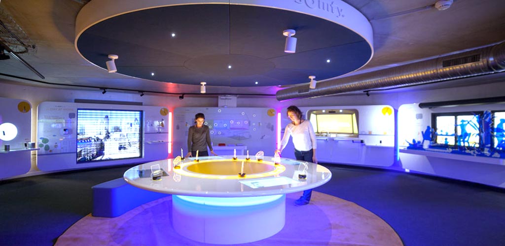 Experience center